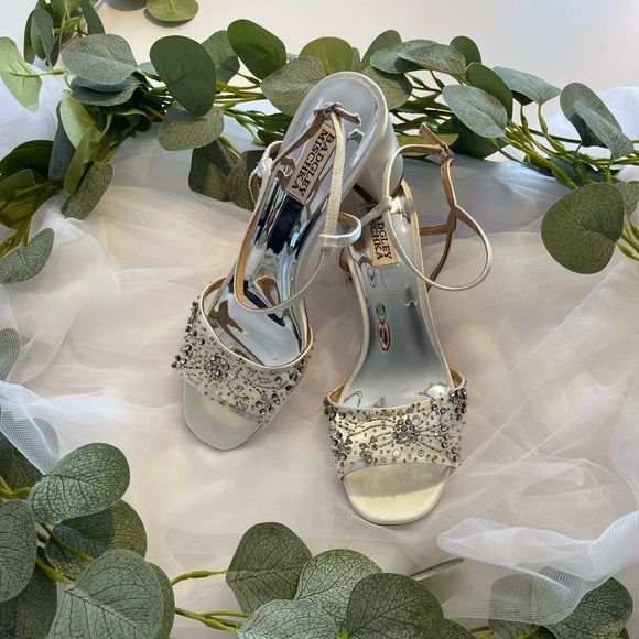 Brand new Bagdley Mischka Blaine size 8.5 Bridal Shoes - Picture 1 of 6